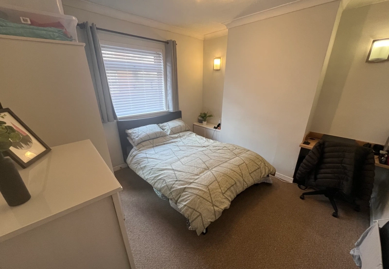 Scorer St - All Bills Included 3 bed - Thumbnail 13